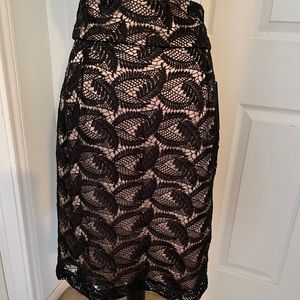 Beautiful NWT Antonio Melani lace pencil skirt